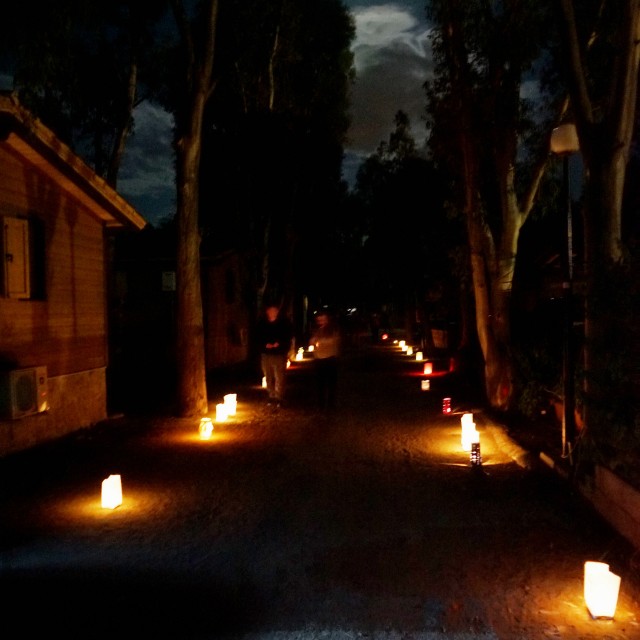 La “Notte magica delle lanterne” e la musica del duo “Animas”