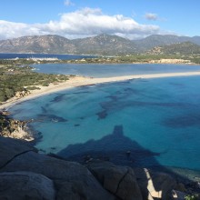 8/10 BUCHSPRÄSENTATION „GLÜCKSORTE AUF SARDINIEN“