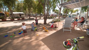 Camping/Village